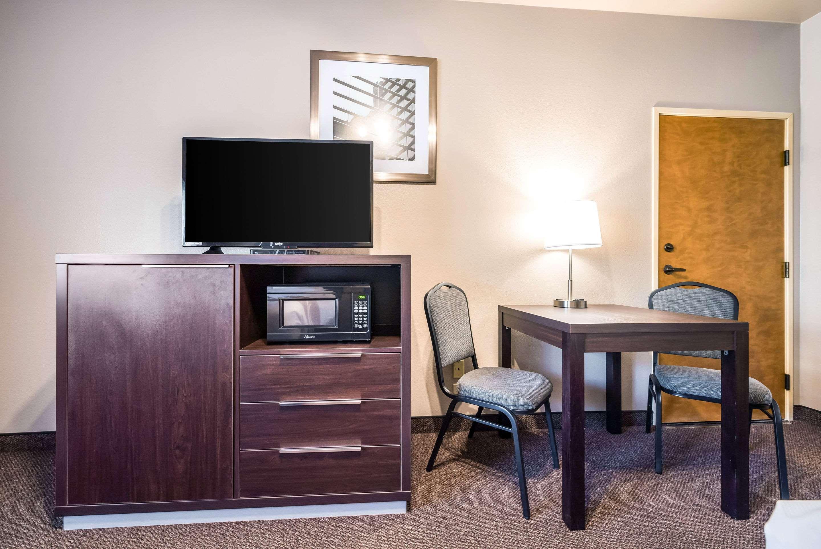 Quality Inn & Suites Bainbridge Island Экстерьер фото
