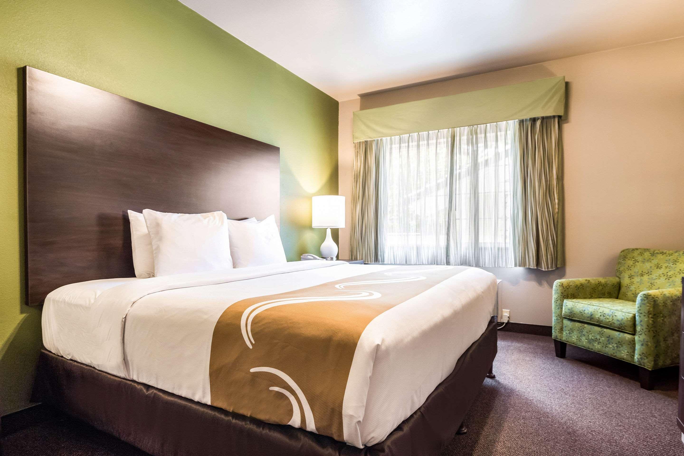 Quality Inn & Suites Bainbridge Island Экстерьер фото