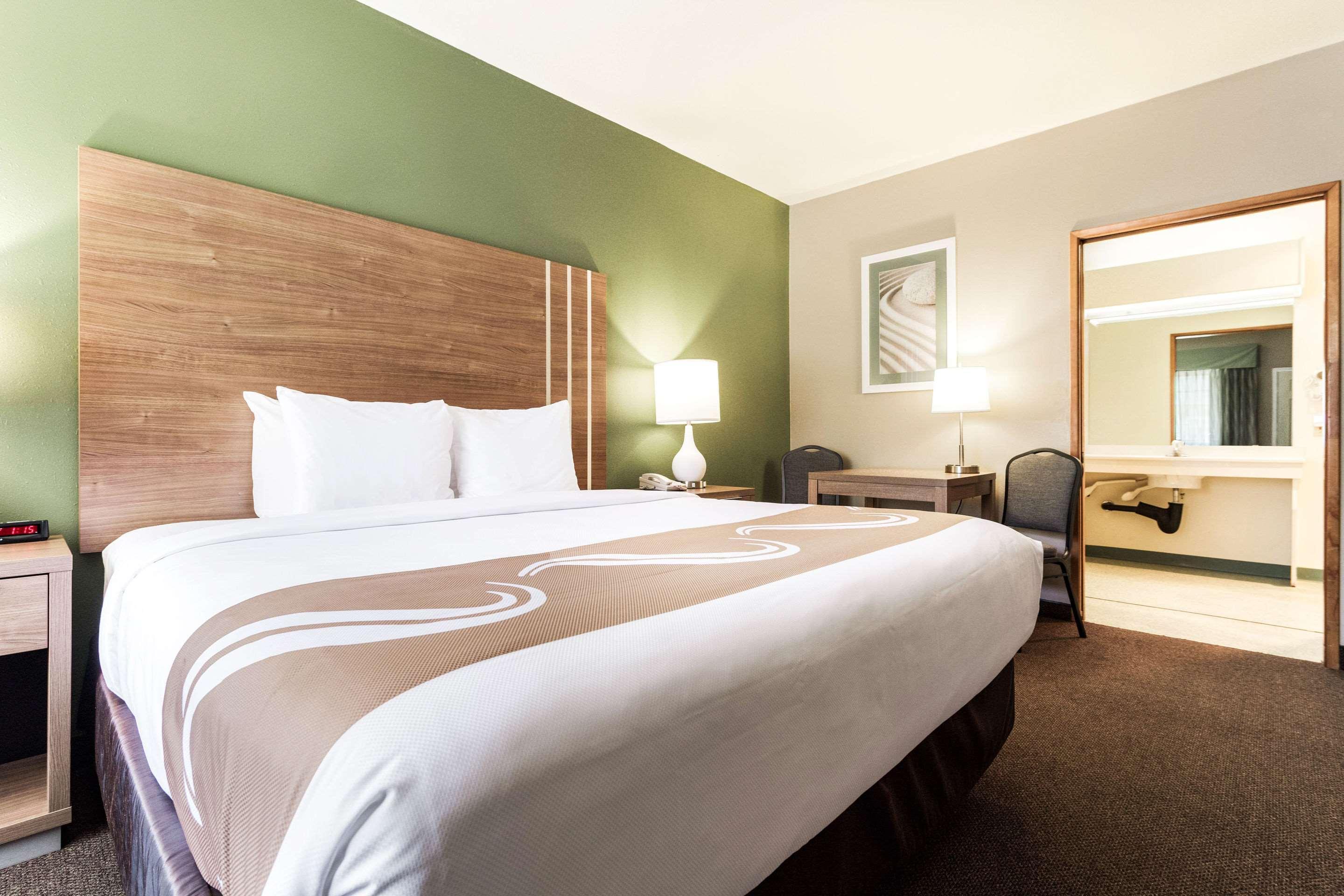 Quality Inn & Suites Bainbridge Island Экстерьер фото