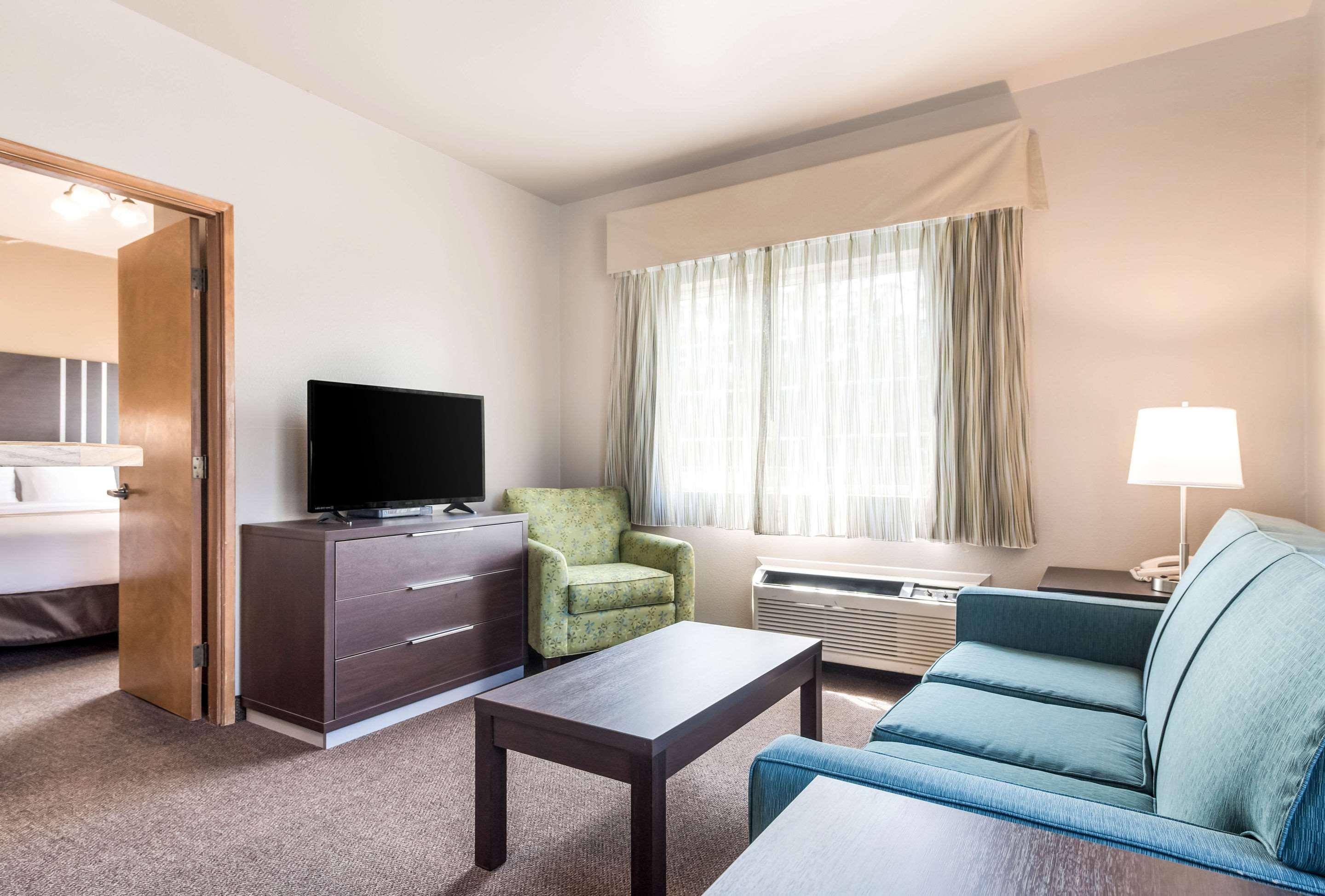 Quality Inn & Suites Bainbridge Island Экстерьер фото