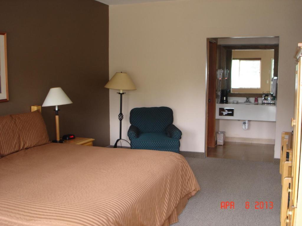 Quality Inn & Suites Bainbridge Island Экстерьер фото