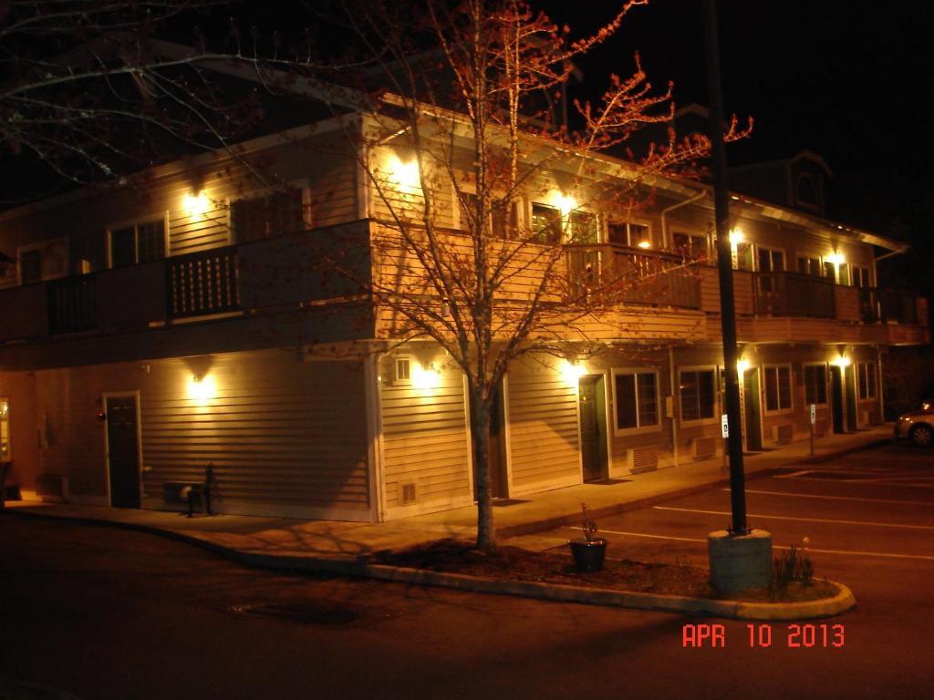 Quality Inn & Suites Bainbridge Island Экстерьер фото
