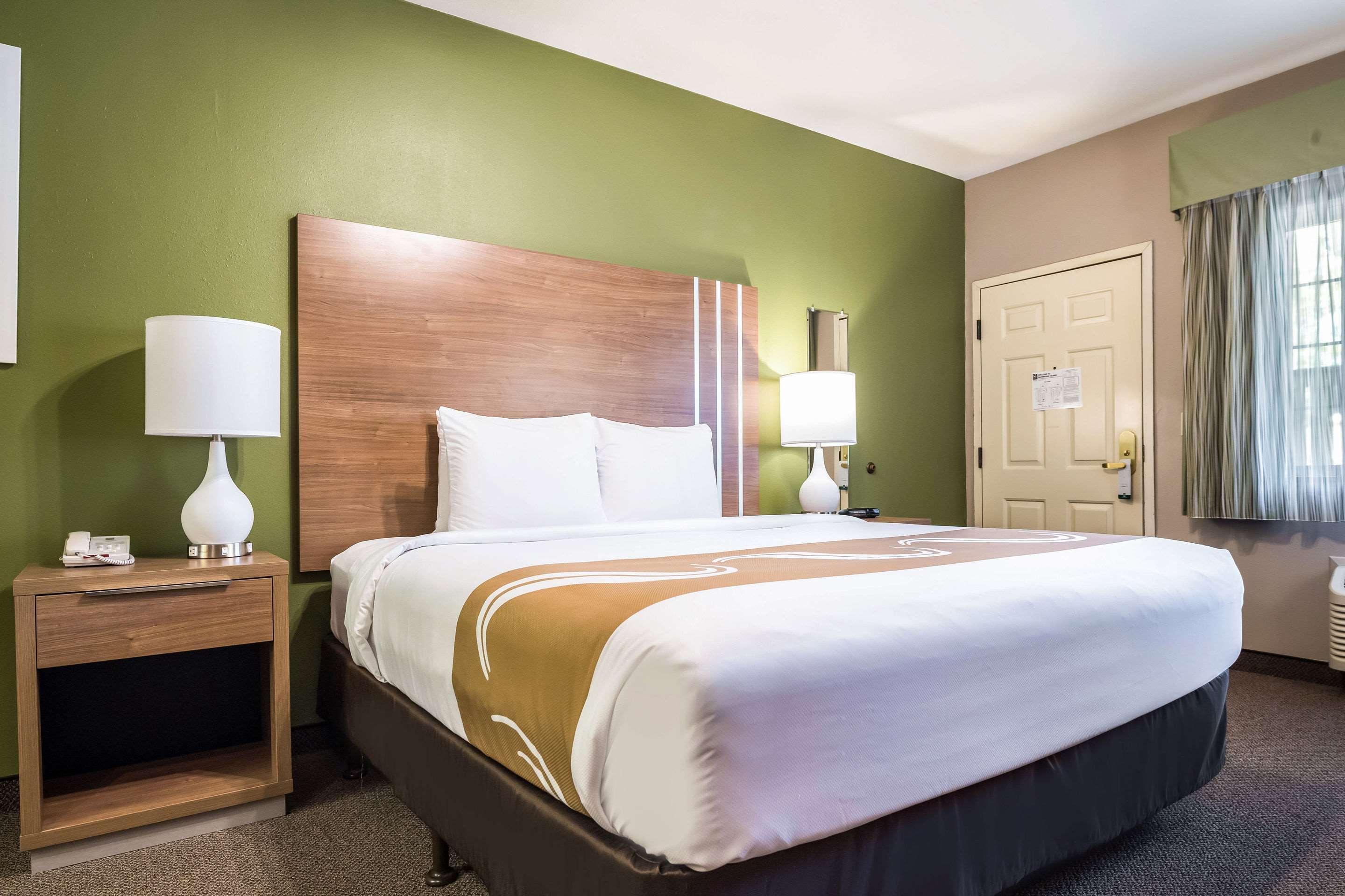 Quality Inn & Suites Bainbridge Island Экстерьер фото