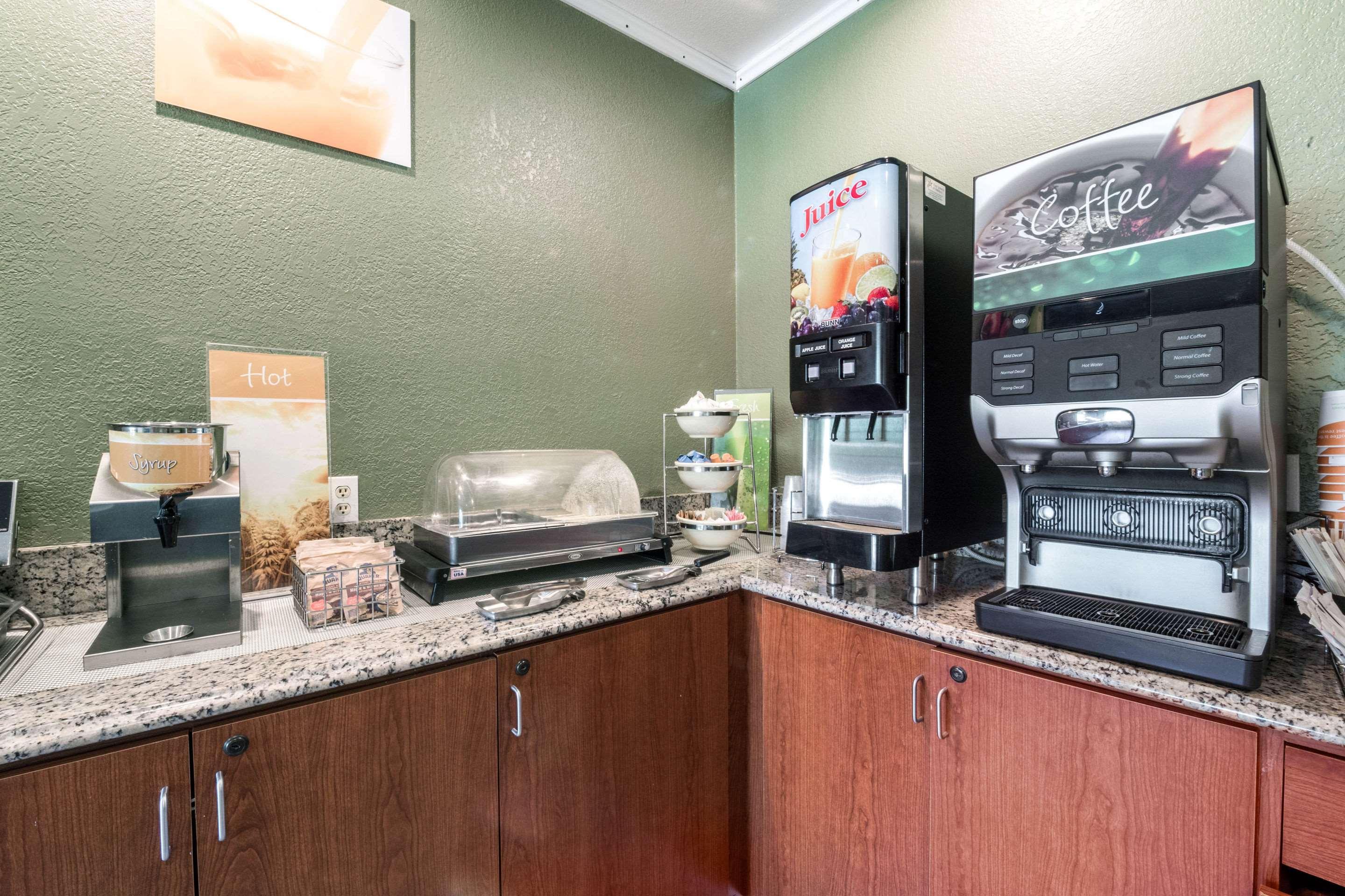 Quality Inn & Suites Bainbridge Island Экстерьер фото